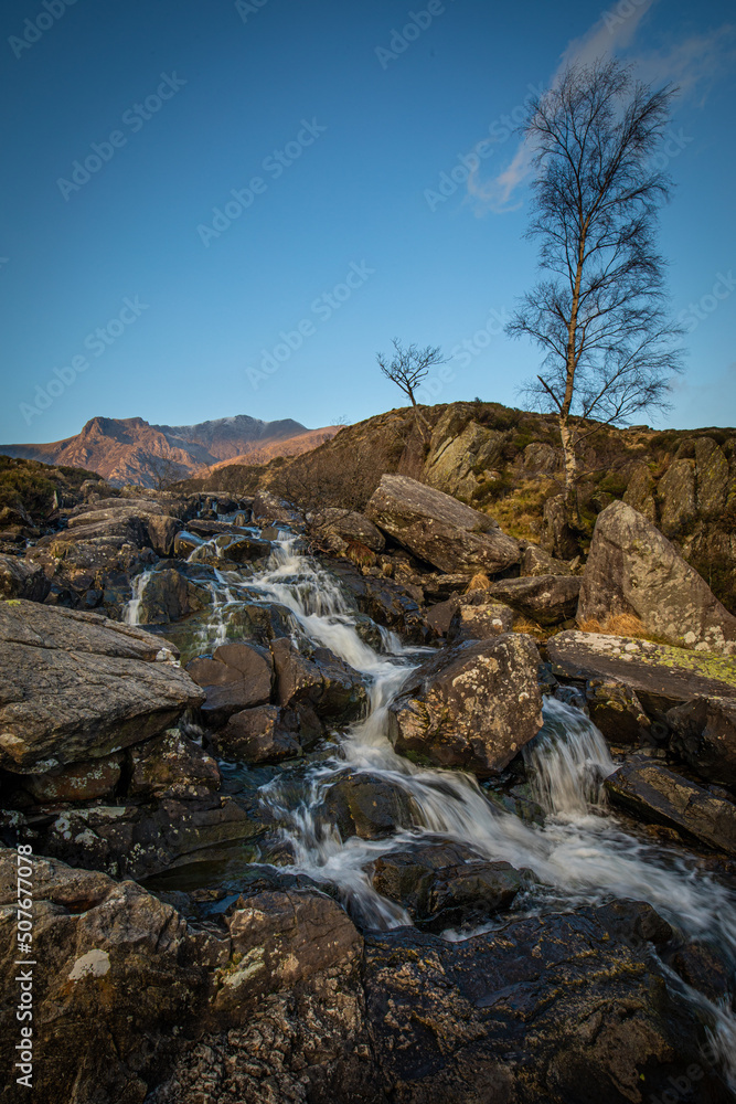 Obraz premium Waterfall at Llyn Ogwen, Snowdonia, North Wales