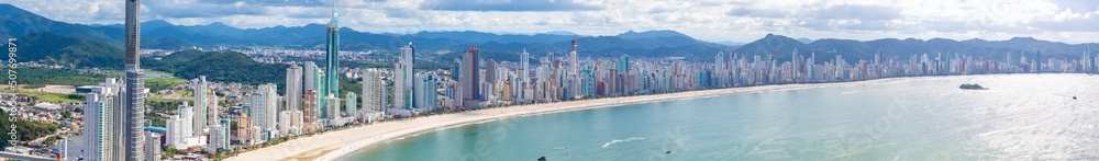 Fototapeta premium panorâmica da praia de Balneário Camboriú Santa Catarina Brasil