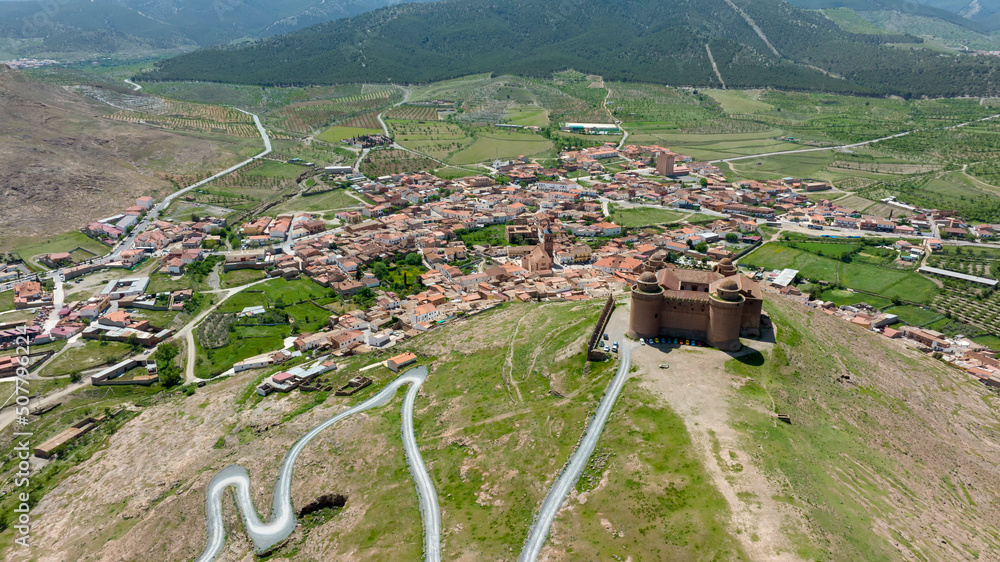 vista del municipio de La Calahorra en la provincia de Granada, España