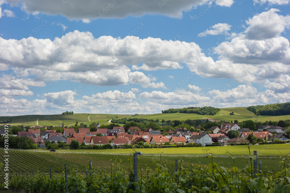 rheinhessische frühlingslandschaft um bornheim rheinhessische frühlingslandschaft um bornheim