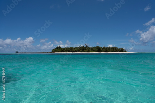 Fototapeta Naklejka Na Ścianę i Meble -  tropical paradise island
