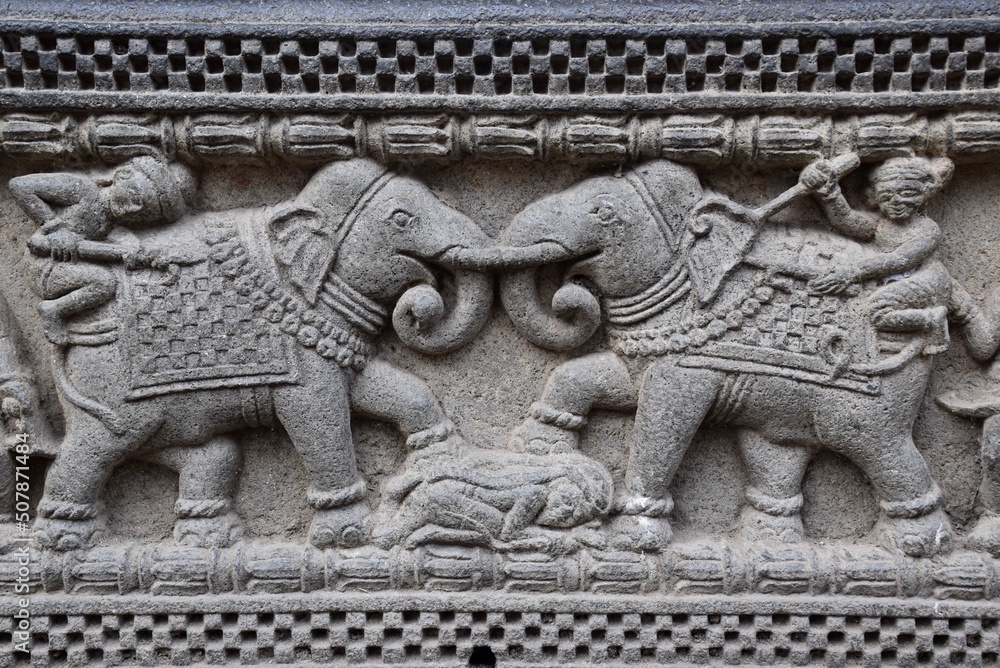 Design of small elephants on the wall of Ahilyabai Fort, Maheshwar (Madhya Pradesh)