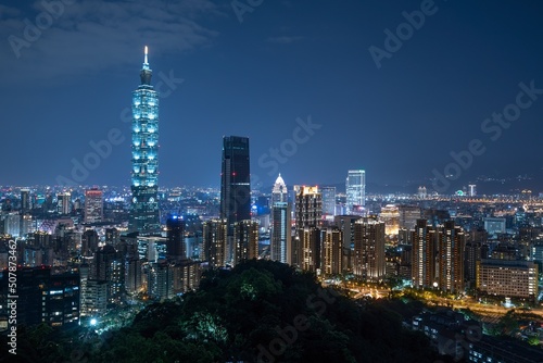 Taipei, Taiwan city skyline at night