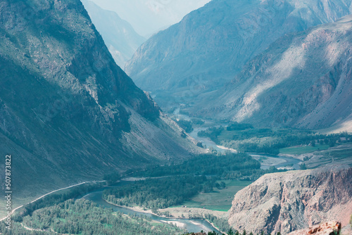 Valley of the river of Chul...