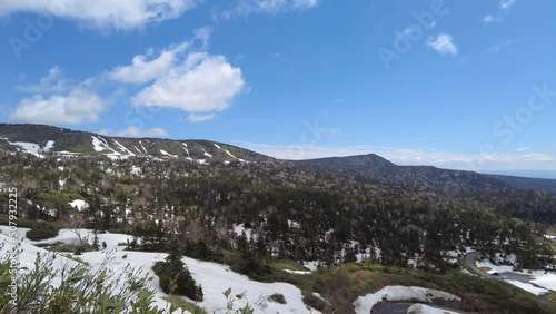 八幡平から望む岩手山