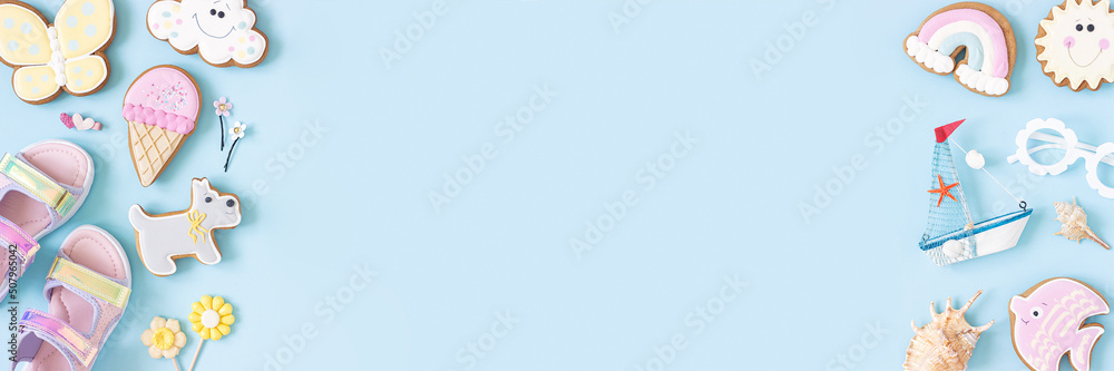 Bright summer background. Cute summer symbols on blue background. Top ...