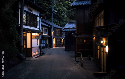 京都の伊根、漁村 © THE ULTRAHAND