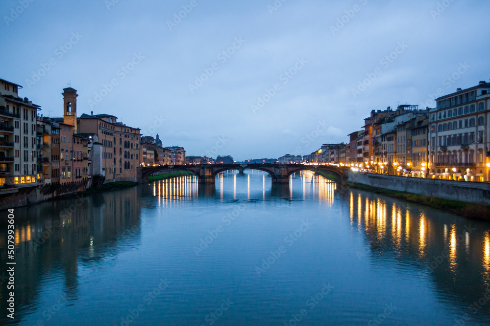 Bridge over Arno river at night. Firenze