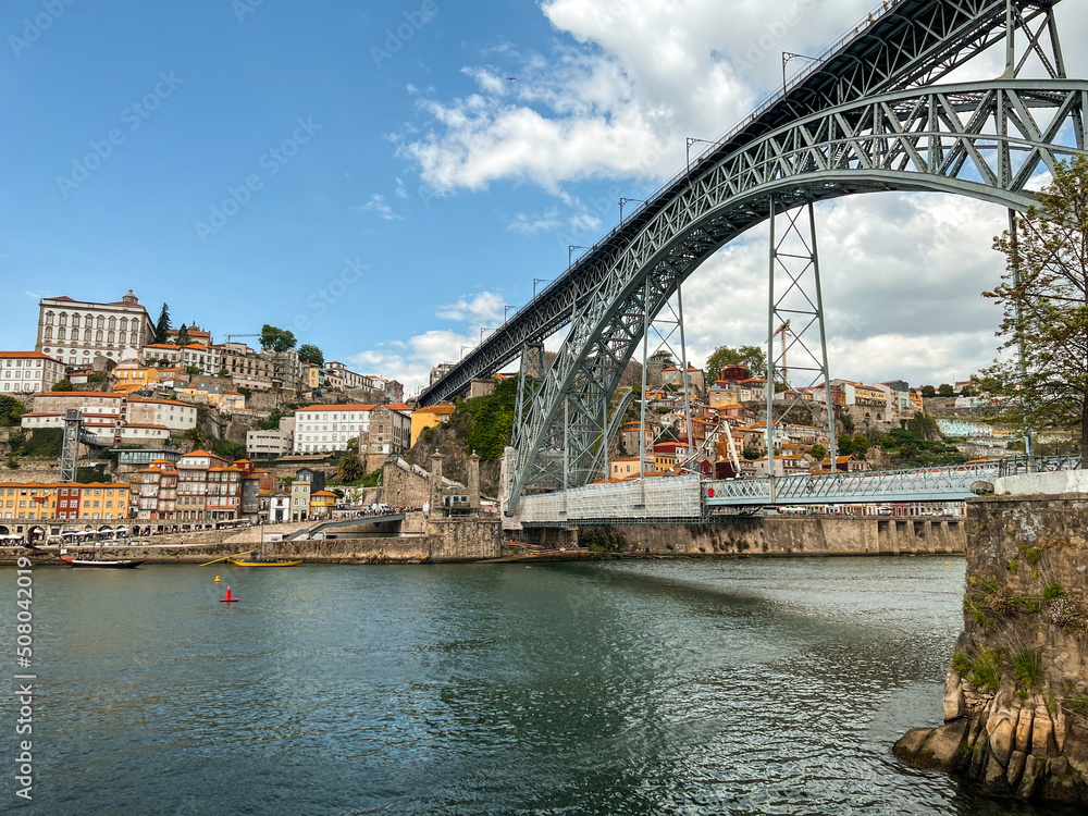 Porto, Dom Luis I Bridge above Douro river, Portugal Porto, Dom Luis I Bridge above Douro river, Portugal