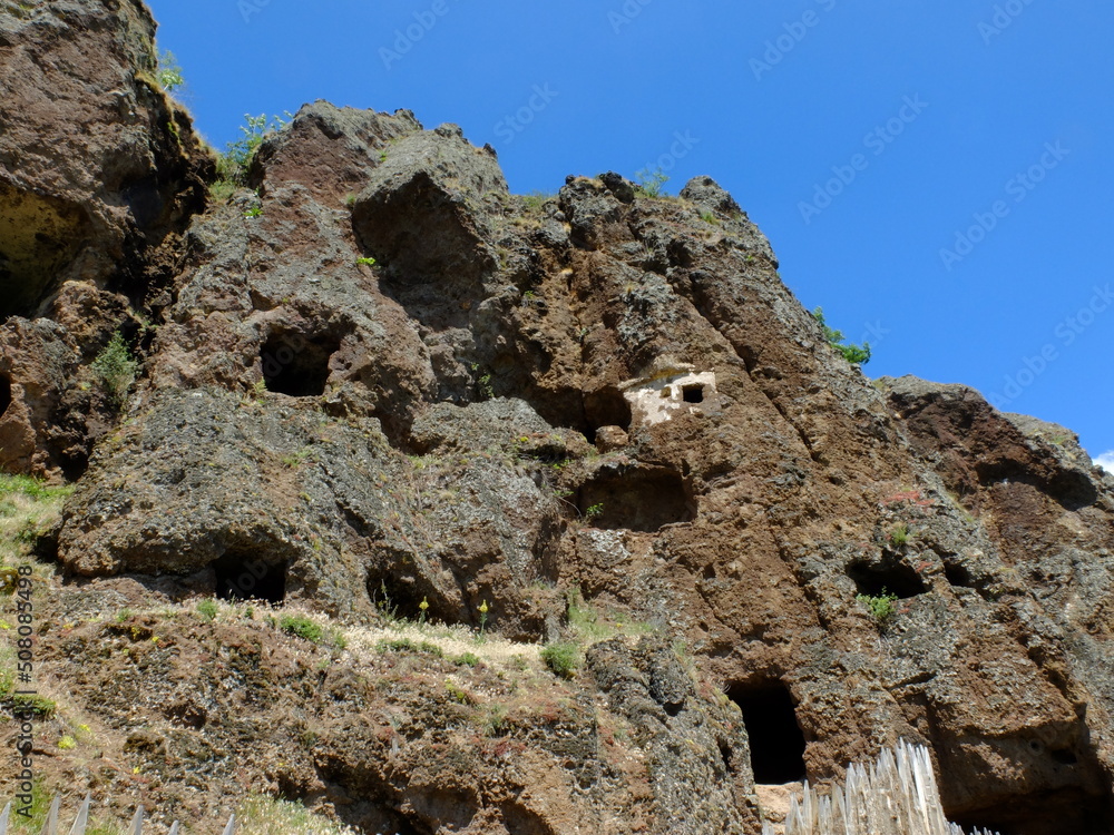Grottes de Jonas (Puy de Dôme)