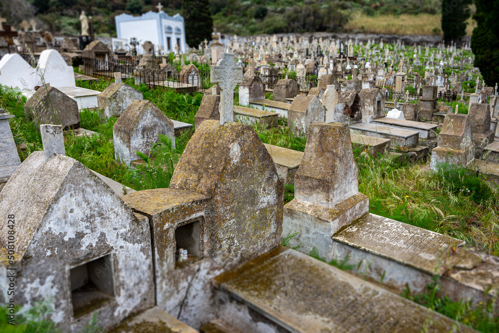 Liparische Inseln, STROMBOLI: Spaziergang über die ungewöhnliche Vulkaninsel - Geheimtipp alter Friedhof Liparische Inseln, STROMBOLI: Spaziergang über die ungewöhnliche Vulkaninsel - Geheimtipp alter Friedhof