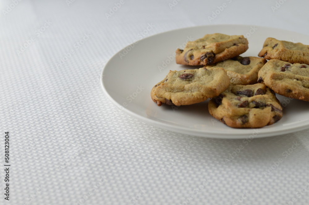 chocolate chip cookies