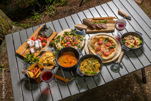 アウトドア料理　Outdoor lunch at the cottage