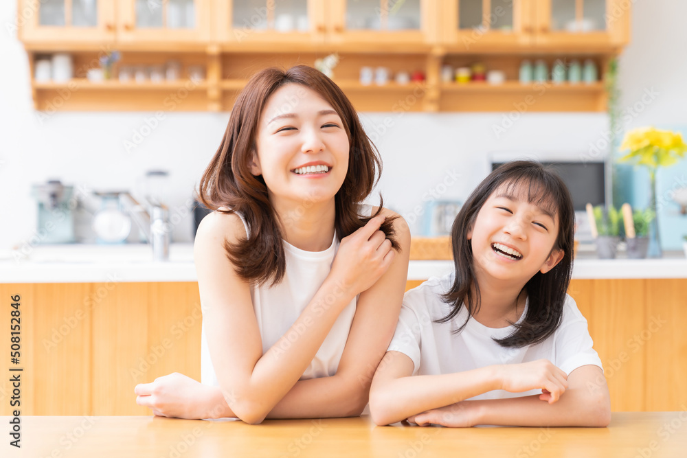 笑顔の親子 笑顔の親子