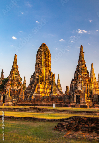 Wat Chaiwatthanaram, famous ruin temple near the Chao Phraya river in Ayutthaya, Thailand