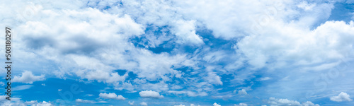 Quadro su tela blue sky background aesthetic with cloudy. panorama.
