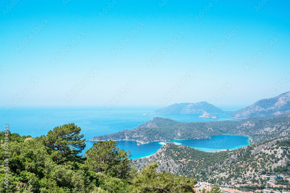 Located along Turkey’s beautiful Turquoise Coast, the 400 km / 250 mi Lycian Way “Likya Yolu” is an incredible experience for hikers. Located along Turkey’s beautiful Turquoise Coast, the 400 km / 250 mi Lycian Way “Likya Yolu” is an incredible experience for hikers.