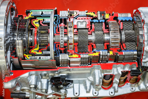 Billede på lærred .Automatic car transmission cutaway presented on a exibition stand.