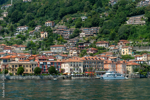 Lake Maggiore and cityscape of Cannero Riviera in Italy © Jürgen Wackenhut