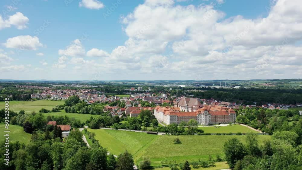 Drohnenflug an der Iller bei Wiblingen bei schönem Wetter Drohnenflug an der Iller bei Wiblingen bei schönem Wetter
