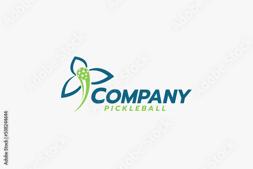 trillium pickleball logo with a combination of a trillium flower and flying ball. photo