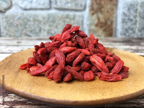 dried red Goji berries