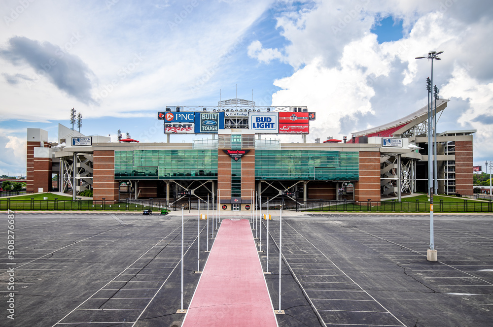 Cardinal Stadium, Louisville Cardinals Stadium, Papa Johns Cardinal Stadium,  HD wallpaper