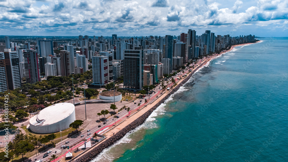 Obraz premium Recife Praia Boa Viagem Orla Litoral Pernambuco Parque Dona Lindu Prédios Gentrificação Oscar Niemeyer Arquitetura Engenharia Construções Paisagem Drone Mar Oceano Cidade