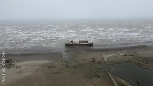 Heng Tong Ship stuck at shore Clifton, Karachi, Pakistan photo