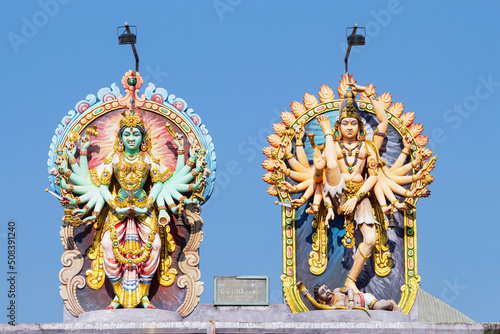 Statue of Aadi Shakti Goddess Durga and Lord Shiva on entrance of Nataraja Temple, Chidambaram, Tamil Nadu, India
