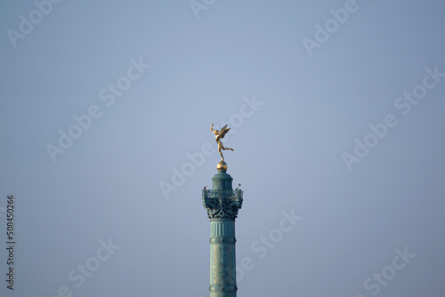 Photos Ange place de la Bastille