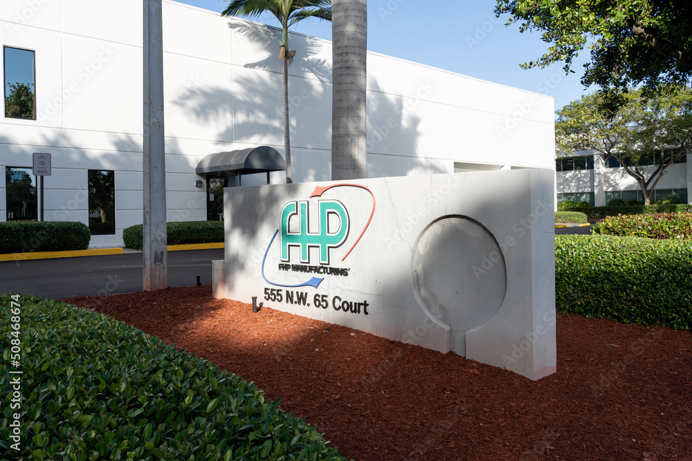 Fort Lauderdale, FL, USA - January 2, 2022: FHP Manufacturing headquarters  in Fort Lauderdale, Florida, USA. FHP is an American manufacturer of Water  Source and Geothermal Heat Pumps. Stock-Foto | Adobe Stock