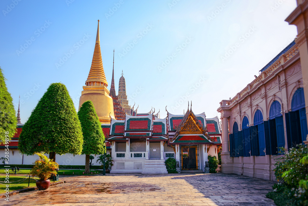 Naklejka premium temple city
