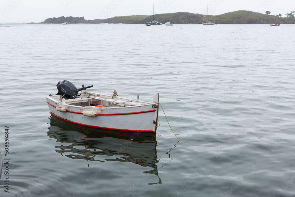 Artisanal fishing boat, local fishing, inshore fishing, inshore fishing Artisanal fishing boat, local fishing, inshore fishing, inshore fishing