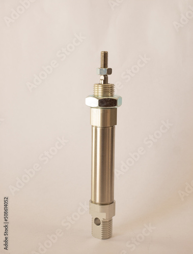 Round  double acting pneumatic cylinder  , placed vertically