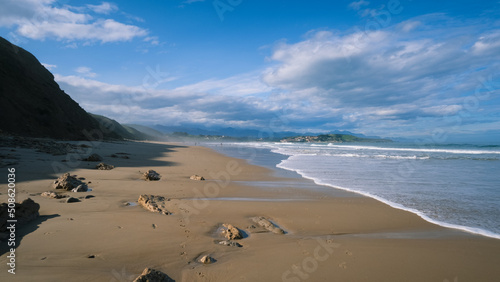 Fototapeta Naklejka Na Ścianę i Meble -  Ocean bay, ocean coastline with empty sandy beach