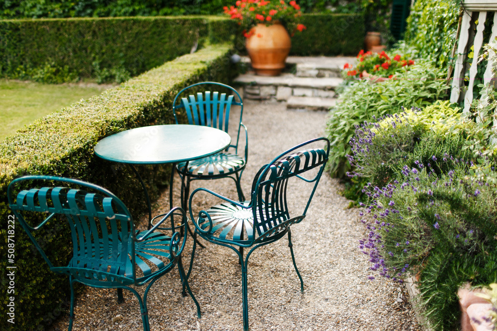 Obraz premium Courtyard of an Italian villa. Villa Bordoni