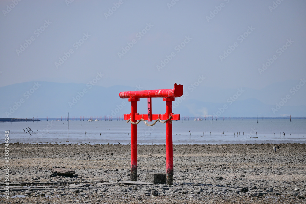 海の上の鳥居 海の上の鳥居