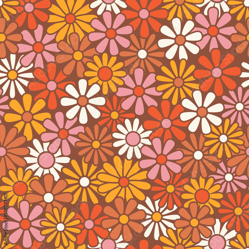 Nostalgic retro 70s groovy print. Hippie style vector seamless pattern.Vintage floral background. Textile and surface design in old fashioned colors © Evgeniya Khudyakova