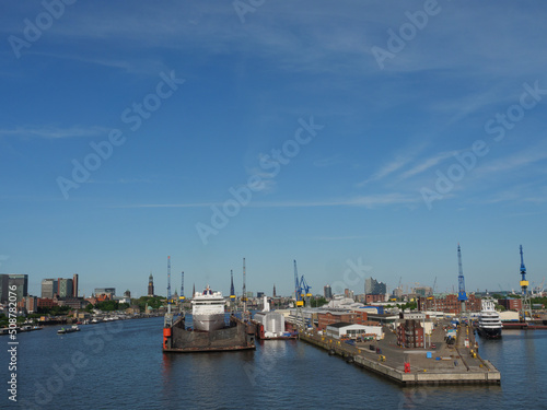 Hamburg und die Elbe