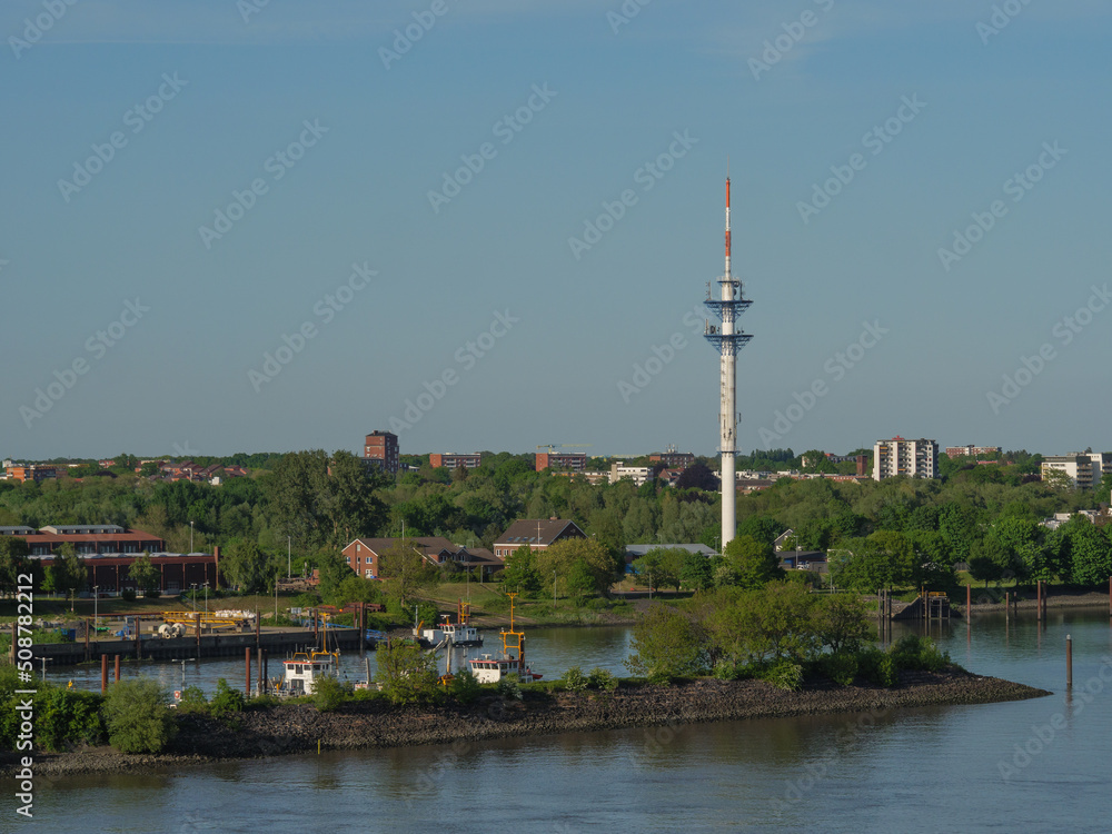 Die Stadt Hamburg, der Hafen und die Elbe Die Stadt Hamburg, der Hafen und die Elbe