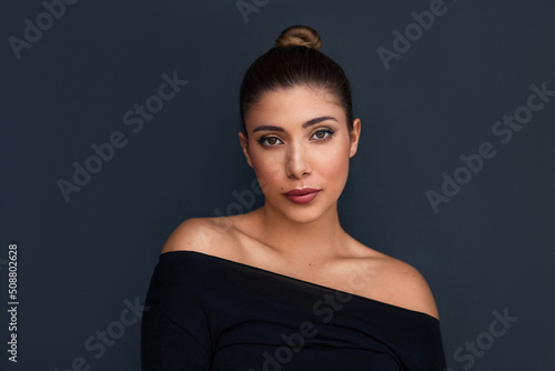 Foto Attractive latina woman portrait