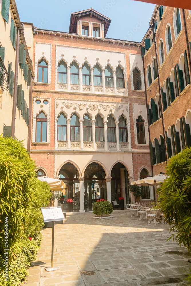 Obraz premium Photos of a trip through different European cities, from a tourist's point of view. In the photos you can see famous streets and places in Venice, Madrid, Amsterdam, Florence, Prague, Munich, Berlin, 