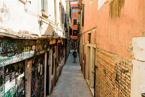 Canvas Print Photos of a trip through different European cities, from a tourist's point of view