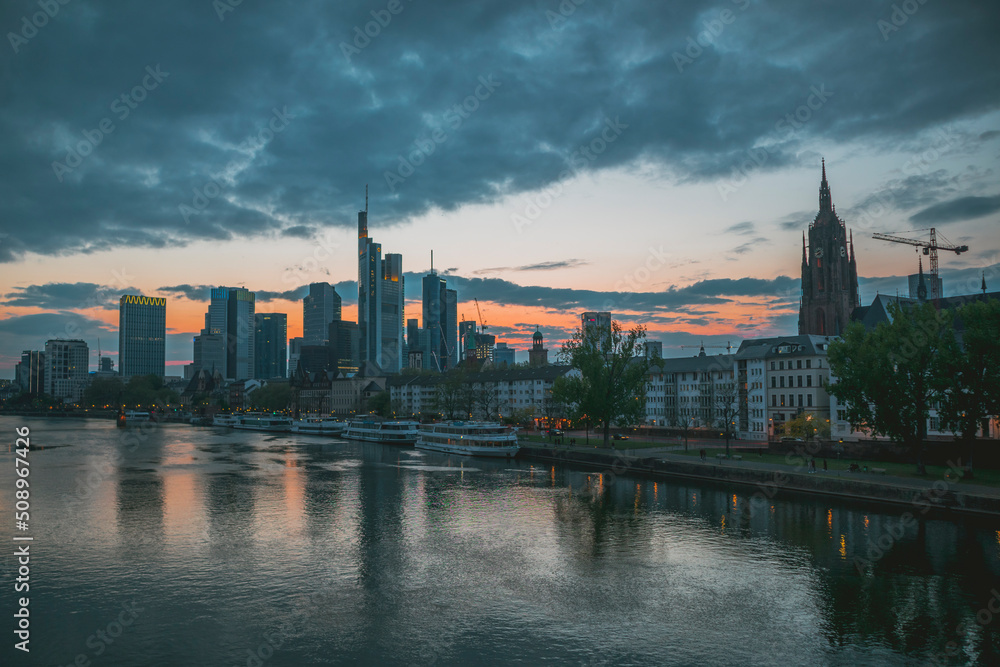 Fototapeta premium City skyline