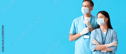Young doctors wearing medic...