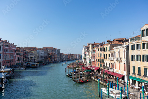 Images of the canals and buildings of Venice Italy. Classic buildings and tourist places. © Jhon Gracia