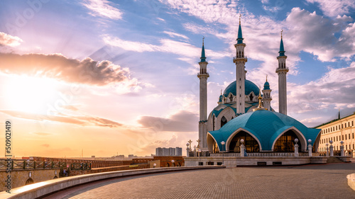 Fotografiet Kul Sharif mosque inside Kazan Kremlin, Tatarstan, Russia
