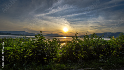 Słońce na jeziorem Żywieckim- The sun on the Żywieckie lake