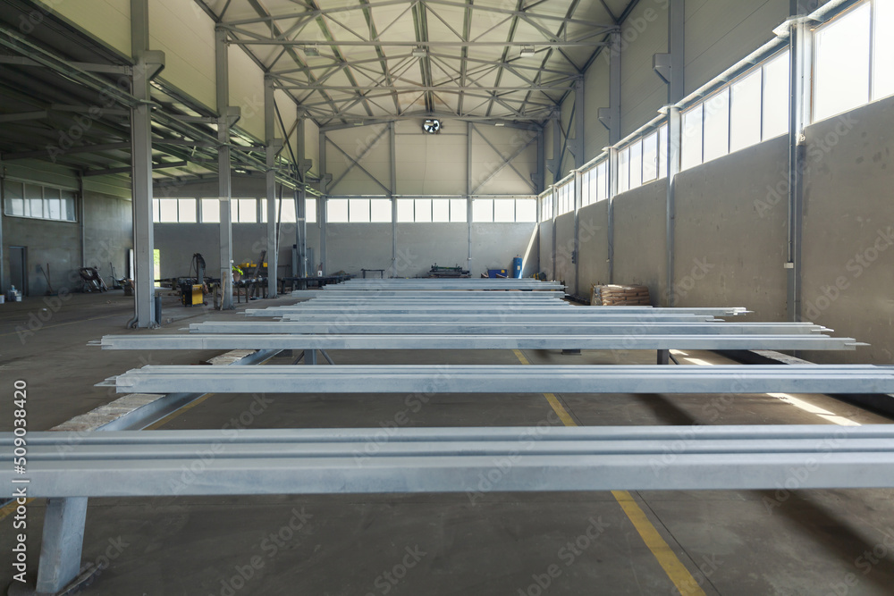 Fototapeta premium steel roof structure of the hall